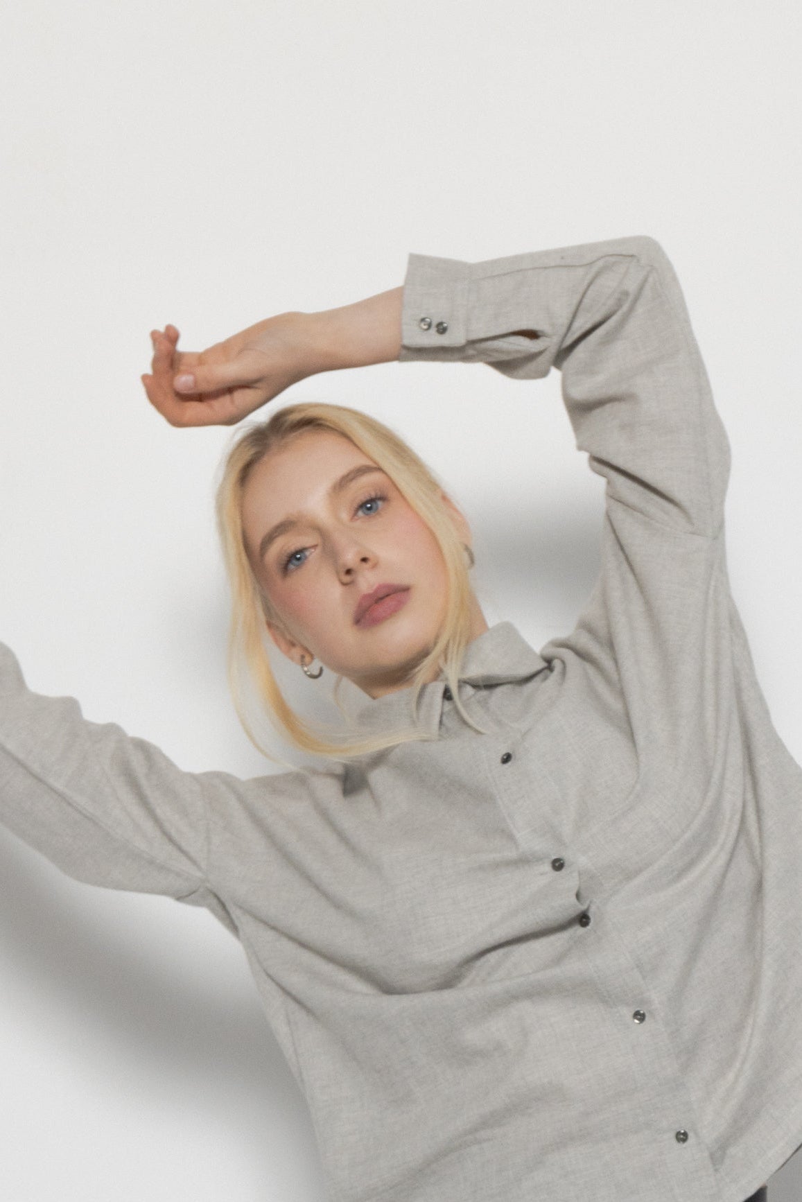 PULSE SHIRT LIGHT GREY
